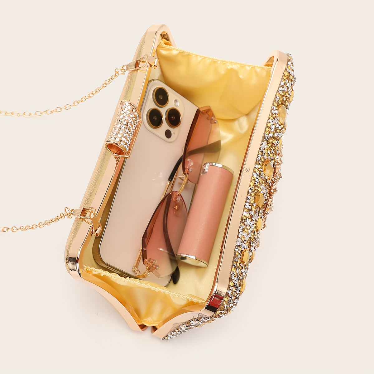 Bolsa Feminina Dourada Strass — detalhe 5 das peças do conjunto