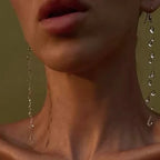 Conjunto de Colar e Brincos Gota d’Água – Design Minimalista e Elegante para Mulheres